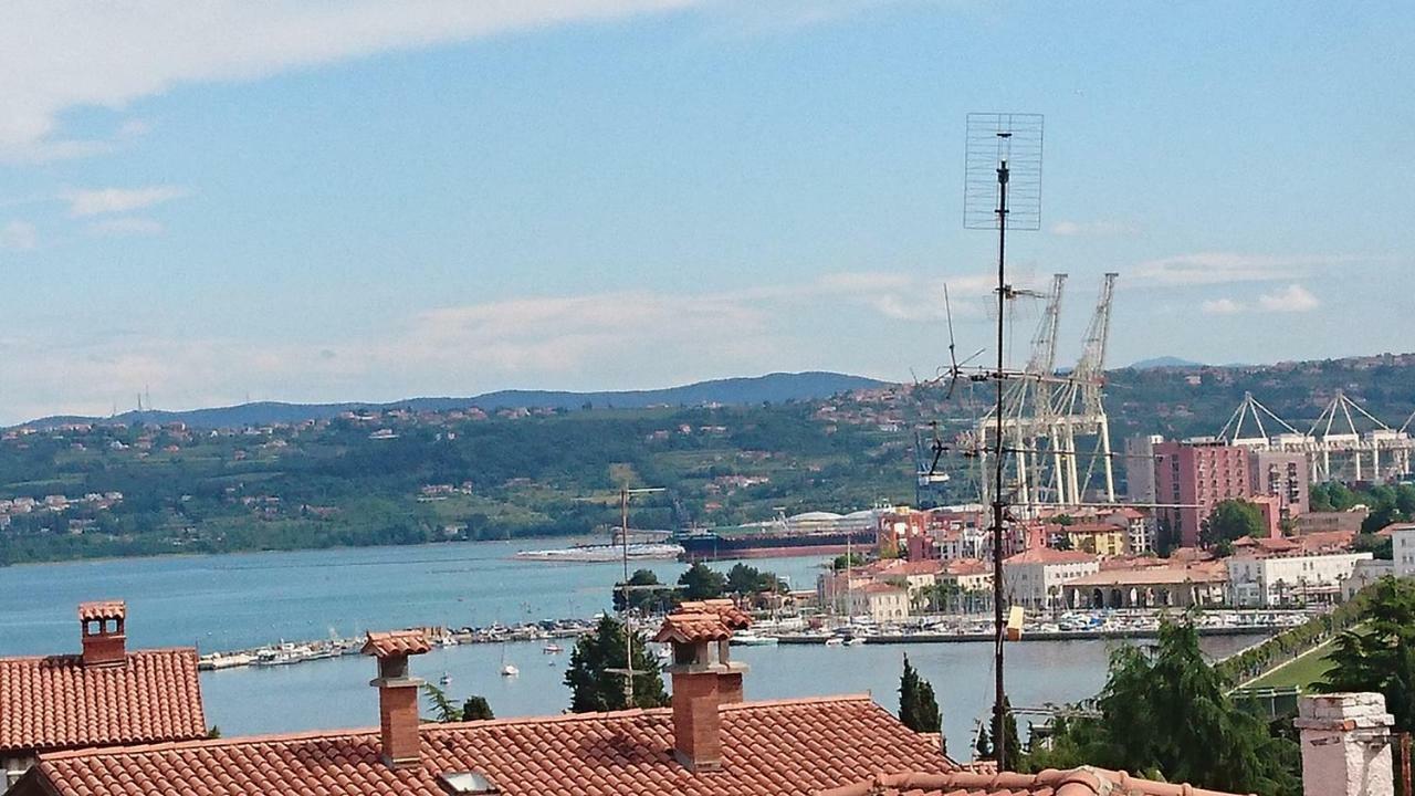 Apartment Vladka Capodistria Esterno foto