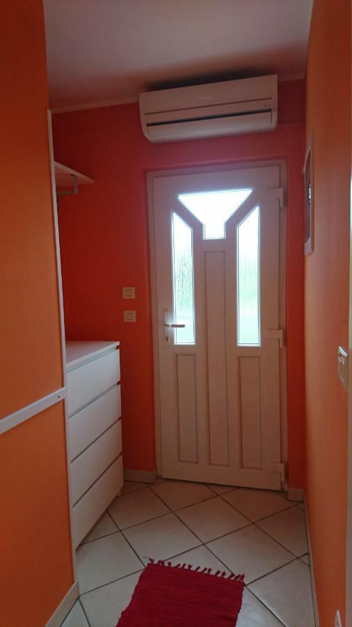Apartment Vladka Capodistria Esterno foto